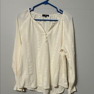 Frye Cream Textured Women's Blouse. MED.